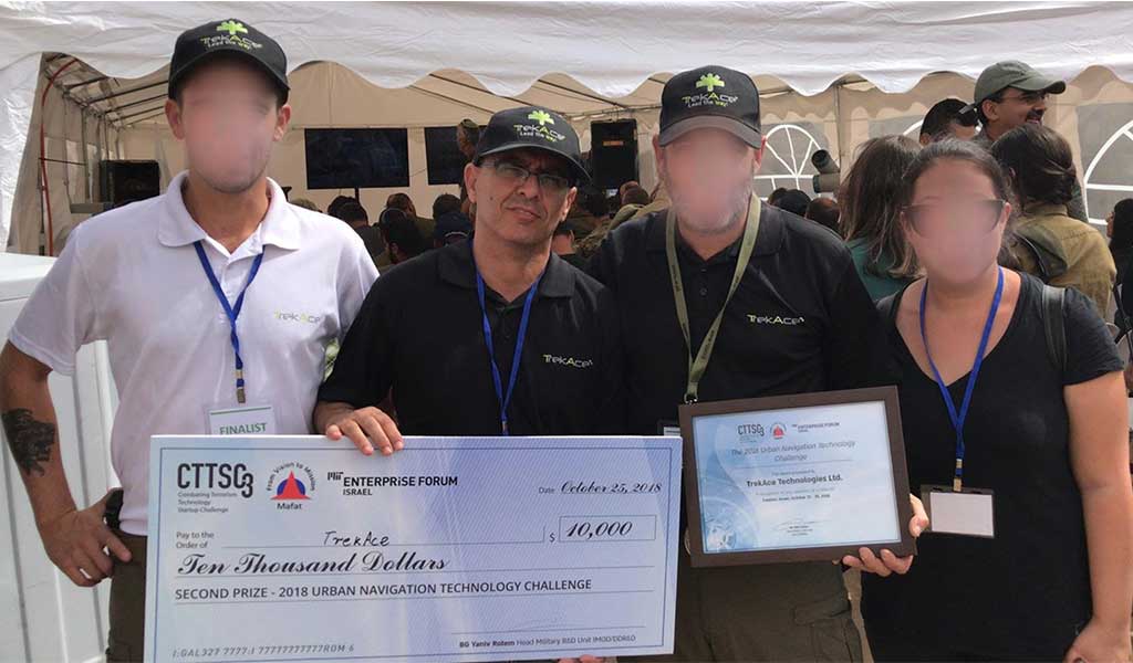 The TrekAce team receiving the award at the 2018 urban navigation challenge